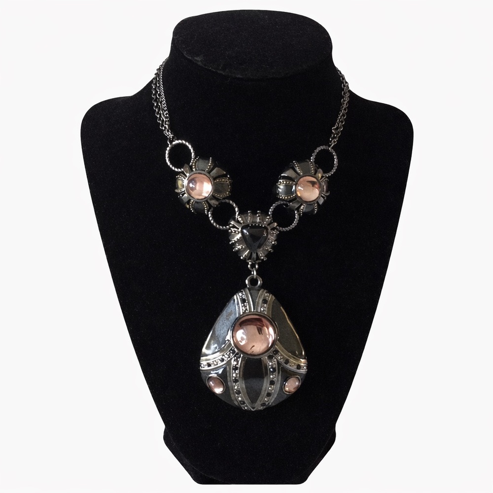 Statement Pendant Necklace Gunmetal Pink Stone Chunky Art Deco Vintage Style - Picture 1 of 2